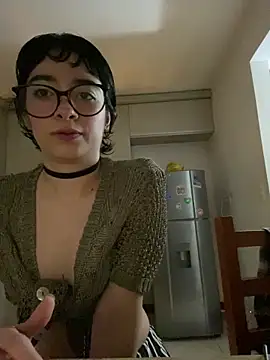  Lunnaa  online show from April 20, 12:46 am