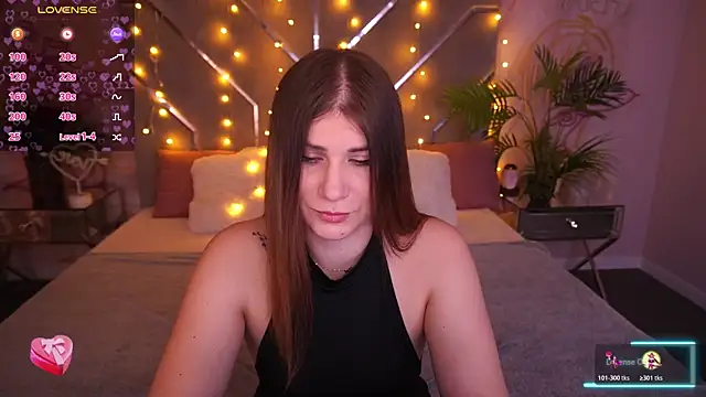 CassandraGood online show from March 5, 7:15 am