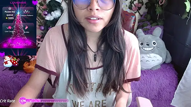 Snapshot of MidoriQuiinn chatting on December 22, 1:55 pm MidoriQuiinn online show from December 22, 1:55 pm