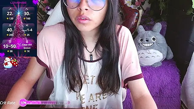 Snapshot of MidoriQuiinn chatting on December 23, 1:56 pm MidoriQuiinn online show from December 23, 1:56 pm