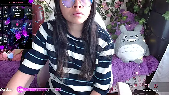 Snapshot of MidoriQuiinn chatting on January 22, 2:14 pm MidoriQuiinn online show from January 22, 2:14 pm