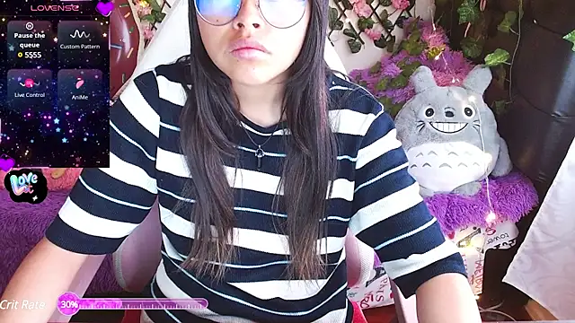 Snapshot of MidoriQuiinn chatting on January 25, 2:03 pm MidoriQuiinn online show from January 25, 2:03 pm