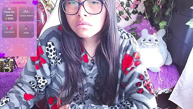 Snapshot of MidoriQuiinn chatting on January 30, 2:25 pm MidoriQuiinn online show from January 30, 2:25 pm