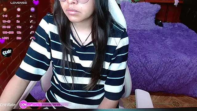 Snapshot of MidoriQuiinn chatting on March 20, 2:10 pm MidoriQuiinn online show from March 20, 2:10 pm