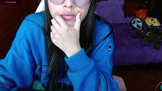 Snapshot of MidoriQuiinn chatting on October 20, 1:55 pm MidoriQuiinn online show from October 20, 1:55 pm