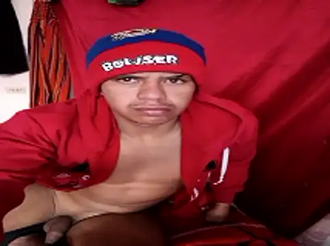 Snapshot of Monki1991 chatting on October 20, 2:17 pm Monki1991 online show from October 20, 2:17 pm