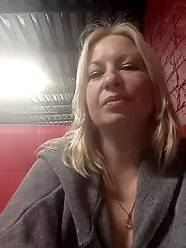 Arina smiles online show from January 4, 7:13 pm