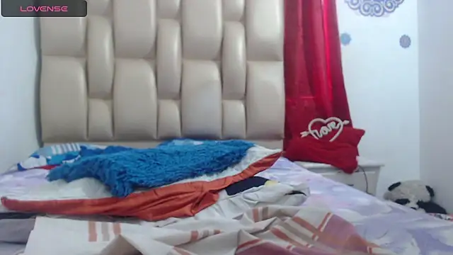 Snapshot of AmmyCollins chatting on June 20, 9:50 pm AmmyCollins online show from June 20, 9:50 pm
