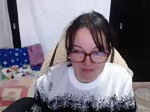 Snapshot of Sonialorens_ chatting on December 7, 2:13 pm Sonialorens  online show from December 7, 2:13 pm