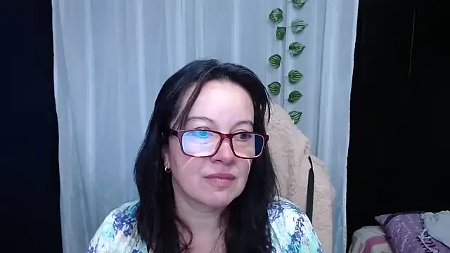 Snapshot of Sonialorens_ chatting on January 9, 11:58 am Sonialorens  online show from January 9, 11:58 am