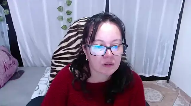 Snapshot of Sonialorens_ chatting on February 5, 3:09 pm Sonialorens  online show from February 5, 3:09 pm