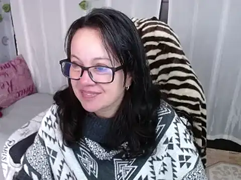 Snapshot of Sonialorens_ chatting on February 13, 2:09 pm Sonialorens  online show from February 13, 2:09 pm