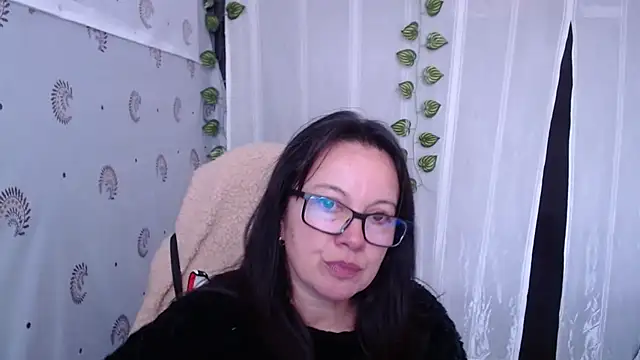 Snapshot of Sonialorens_ chatting on February 15, 6:01 pm Sonialorens  online show from February 15, 6:01 pm