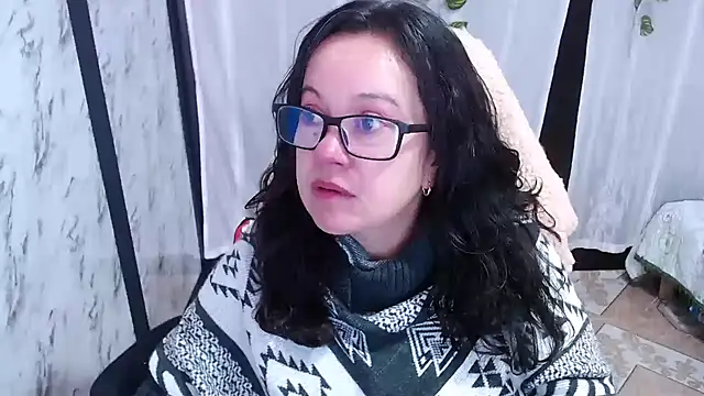 Snapshot of Sonialorens_ chatting on March 7, 12:34 pm Sonialorens  online show from March 7, 12:34 pm