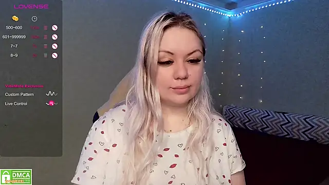 Snapshot of elven_dreams_ chatting on December 13, 10:13 pm elven dreams online show from December 13, 10:13 pm