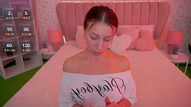 MirandaHobbs online show from January 17, 7:46 am