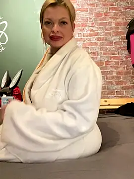 Lisavontease online show from December 21, 9:22 pm