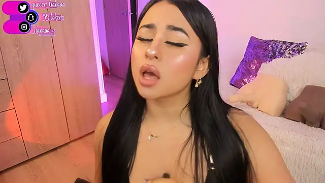 Snapshot of Queen_liana chatting on January 25, 9:15 am Queen liana online show from January 25, 9:15 am