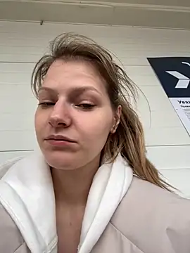 MaryHiggins online show from September 15, 2:06 pm