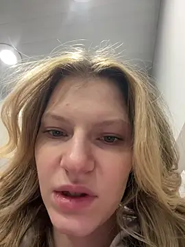 MaryHiggins online show from February 7, 9:13 am