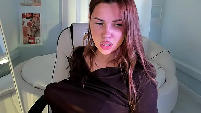 Snapshot of Roxana_Wet_ chatting on June 5, 1:28 pm Roxana Wet online show from June 5, 1:28 pm