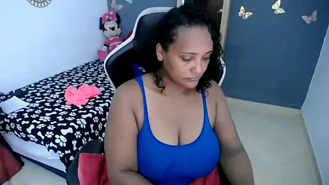 Snapshot of marysol83 chatting on July 23, 12:46 am marysol83 online show from July 23, 12:46 am