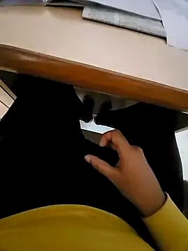 vansh1802 online show from January 6, 1:08 pm