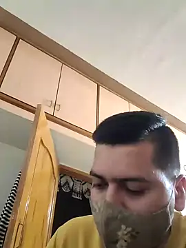 vansh1802 online show from February 28, 5:26 pm