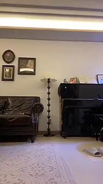 Snapshot of CrytinaSissyCrossdress chatting on November 2, 1:57 pm CrytinaSissyCrossdress online show from November 2, 1:57 pm