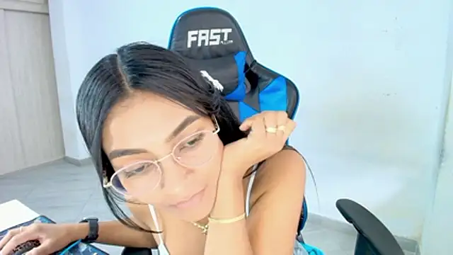 sophiax-x online show from February 22, 4:49 pm