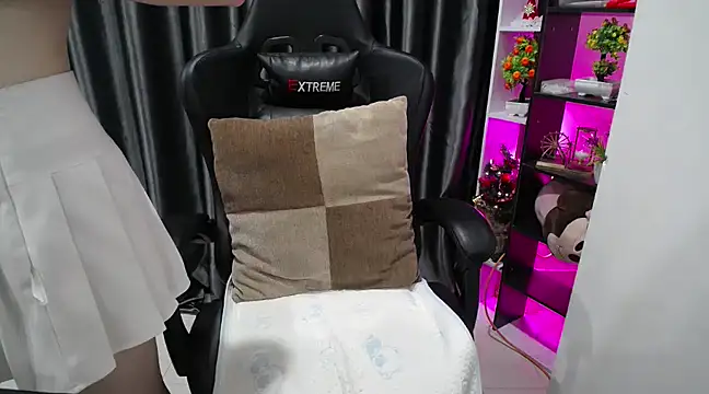 Yuki-yio online show from March 1, 1:22 am