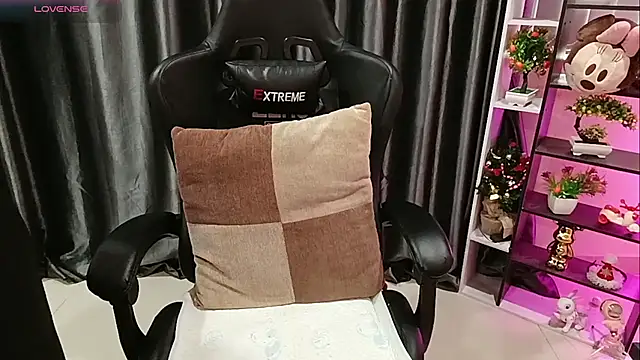 Yuki-yio online show from February 5, 1:21 am