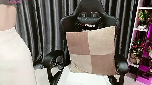 Yuki-yio online show from February 26, 1:15 am