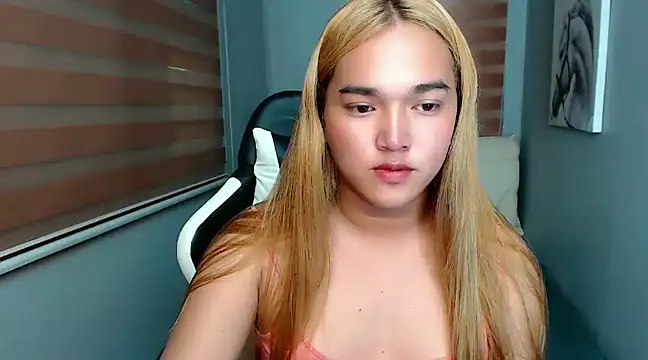 MoaningKylie online show from February 1, 1:44 am