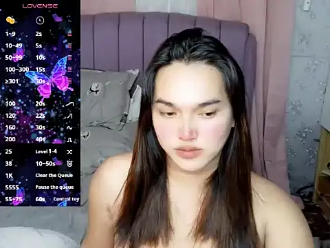 MoaningKylie online show from March 6, 7:16 am