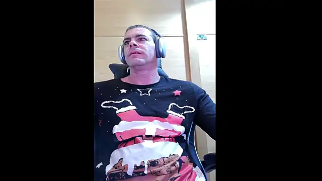 pablodavid15 online show from November 29, 6:05 am