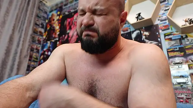 Muscle Bear online show from February 18, 8:16 pm