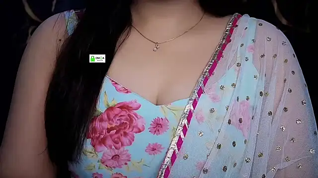 Snapshot of Sizzling__ZAARA chatting on May 28, 4:59 pm Sizzling ZAARA online show from May 28, 4:59 pm