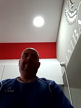 Hot-pico76 online show from April 7, 10:05 am