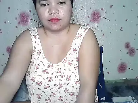 hotpussyxxx33x online show from February 10, 9:15 pm