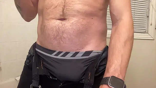 Snapshot of ttboy2000 chatting on December 24, 11:44 pm ttboy2000 online show from December 24, 11:44 pm