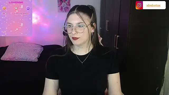Snapshot of xxbbtaa chatting on December 4, 1:58 am xxbbtaa online show from December 4, 1:58 am