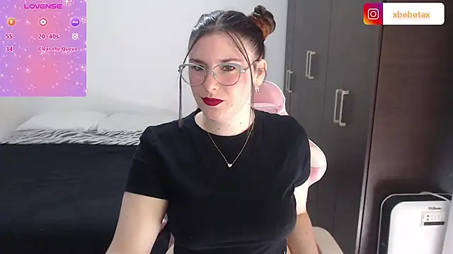 Snapshot of xxbbtaa chatting on March 14, 6:50 pm xxbbtaa online show from March 14, 6:50 pm