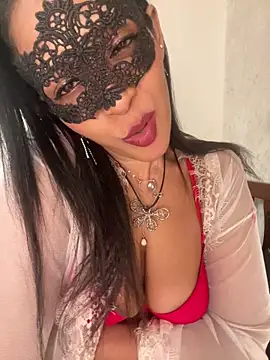 Snapshot of naughtyjaanu chatting on November 25, 11:16 pm naughtyjaanu online show from November 25, 11:16 pm