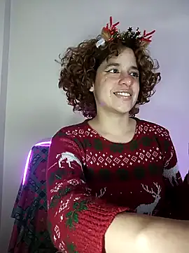 Snapshot of EmmaMelissa0521 chatting on December 14, 8:18 pm EmmaMelissa0521 online show from December 14, 8:18 pm