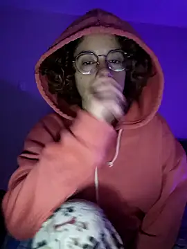 Snapshot of EmmaMelissa0521 chatting on December 29, 5:42 am EmmaMelissa0521 online show from December 29, 5:42 am