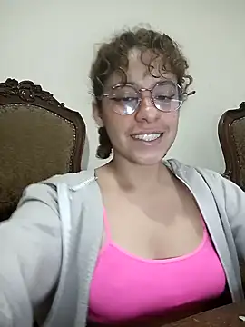 Snapshot of EmmaMelissa0521 chatting on December 29, 9:41 pm EmmaMelissa0521 online show from December 29, 9:41 pm