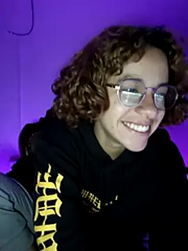 Snapshot of EmmaMelissa0521 chatting on January 8, 5:27 am EmmaMelissa0521 online show from January 8, 5:27 am