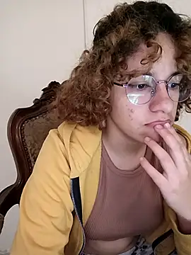 Snapshot of EmmaMelissa0521 chatting on February 13, 6:38 pm EmmaMelissa0521 online show from February 13, 6:38 pm