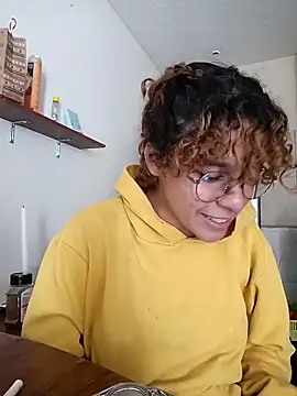 Snapshot of EmmaMelissa0521 chatting on February 19, 5:06 pm EmmaMelissa0521 online show from February 19, 5:06 pm